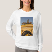 Dwortsowkaja-Platz, Triumphbogen, Sonnenuntergang T-Shirt (Vorderseite)
