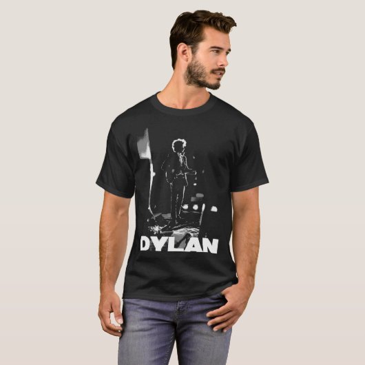 dylan on black Essential T-Shirt (Vorne ganz)