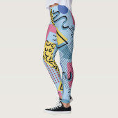 Dynamic 80er Memphis Ästhetik Leggings (Links)