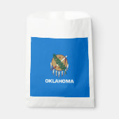 Dynamic Oklahoma State Flag Graphic on a Geschenktütchen (Vorderseite)