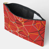 Dynamic Red Abstract Geometric Monogram Zubehörtasche (Offen)
