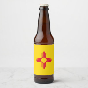 Dynamische Flag-Grafik des Staates New Mexiko auf  Bierflaschenetikett