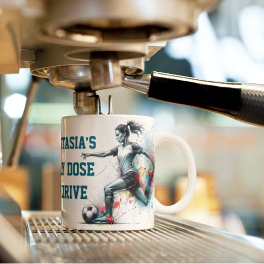 Dynamische Fußball-Spielaktion motivierend Kaffeetasse