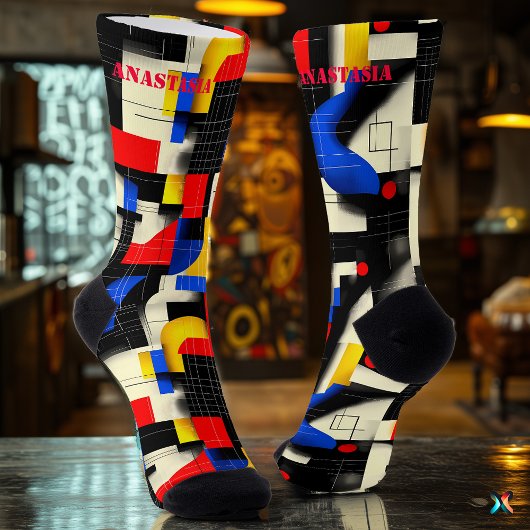 Dynamische geometrische Socken mit fettfarbigen Ak