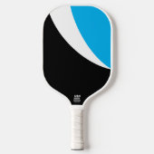 Dynamische Schwarz-weiß Sky Blue Sweeping Curves Pickleball Schläger (Vorderseite)