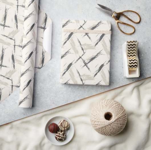 Dynamische schwarze und beige abstrakte Pinselstri Geschenkpapier (Kunsthandwerk)