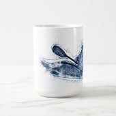 Dynamische Whitewater-Kajakfahrer-Linienkunst Kaffeetasse (Mittel)