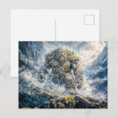 Dynamischer Fantasy-Troll in dramatischer atmosphä Postkarte (Vorne/Hinten)