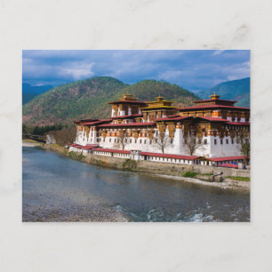 Dzong-Gebäude am Fluss Postkarte