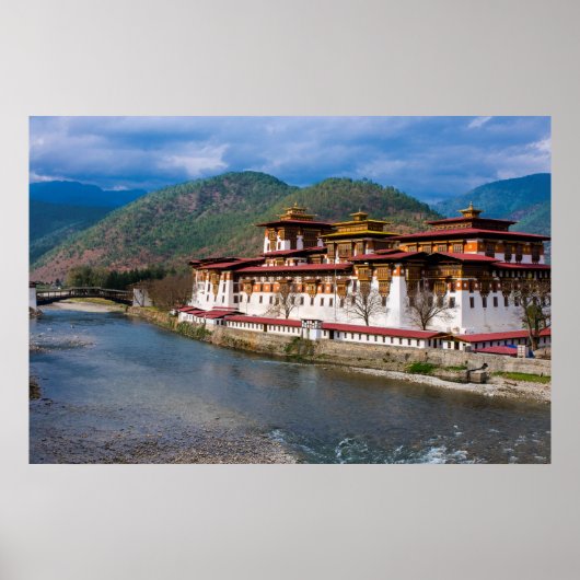 Dzong Gebäude by River Poster (Vorne)