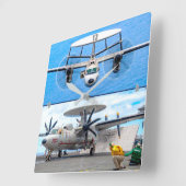 E-2 HAWKEYE QUADRATISCHE WANDUHR (Winkel)