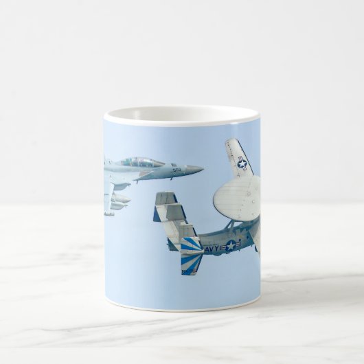 E-2D ADVANCED HAWKEYE und EA-18G GROWLER Kaffeetasse (Mittel)