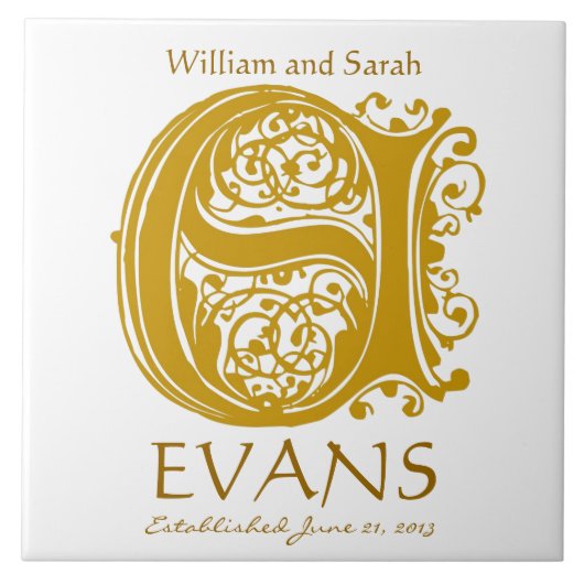 E Gold Monogramm auf Weiß - Namen Hochzeitdatum Ti Fliese (Vorderseite)
