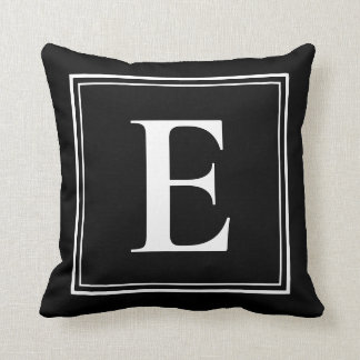 E Monogram Template Elegant Moderne Schwarz-weiße Kissen