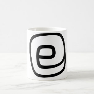 E Monogramm Tasse Verschönerung