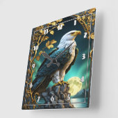 Eagle auf dem Felsen am Moonlit See Quadratische Wanduhr (Winkel)
