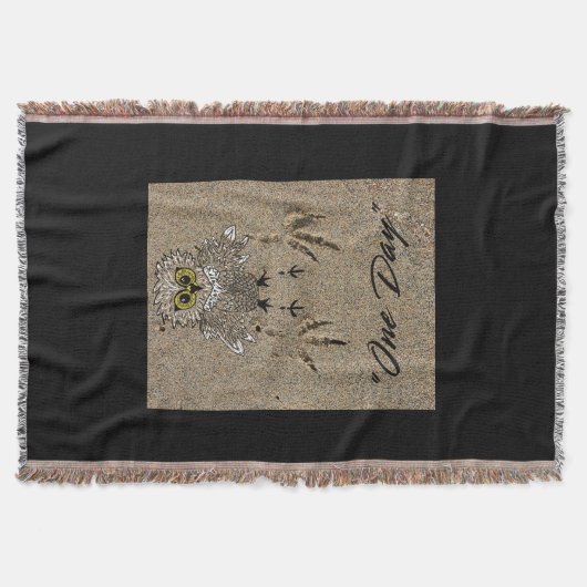 Eagle Baby & Footprints im Sand "One Day" Decke (Vorderseite)