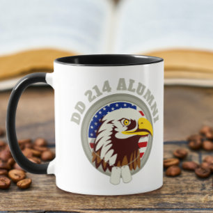 Eagle Emblem USA Flag   DD 214 Alumni Tasse