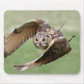 Eagle-Eule im Flug Mousepad (Vorne)