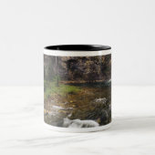 Eagle Falls aka Trick Falls in den zwei Zweifarbige Tasse (Mittel)