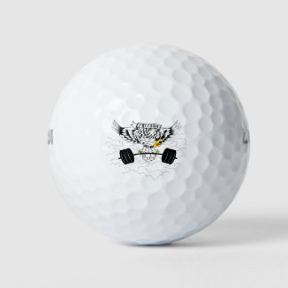 Eagle fliegt mit Barbell Freedom Golfball