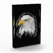 Eagle Lowpoly Fotoblock (Links)
