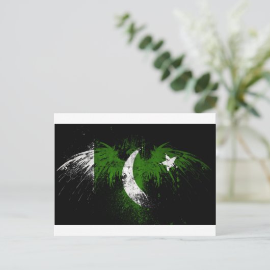 eagle-on-pakistani-flag-wallpaper-hd-wallpap postkarte (Stehend Vorderseite)