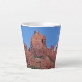 Eagle Rock I Sedona Arizona Reisefotografie Milchtasse (Vorderseite)
