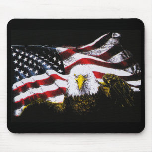 Eagle und USA-Flagge - Schwarzes Mousepad