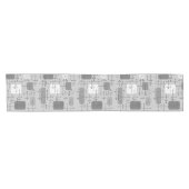 Eames Era Art Crosshairs Gray der 50er Jahre Kurzer Tischläufer (Horizontal)
