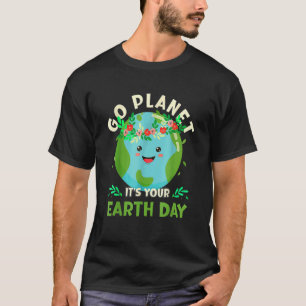 Earth Day 2022 Restore Earth Nature Planetcute Ohr T-Shirt
