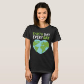 Earth Day Everyday Rainbow Pine Tree Nature Green  T-Shirt (Vorne ganz)