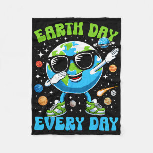 Earth Day Jeden Funny Dabbing Earth Boys Kinder T Fleecedecke