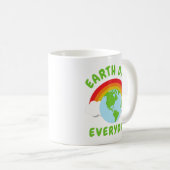 Earth Day Jeden Regenbogen Kaffeetasse (VorderseiteRechts)
