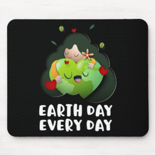 Earth Day Jeden Tag Rette Girl Hugging Globe die P Mousepad