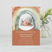 Earth Tone Rainbow Baby Funeral Einladung (Stehend Vorderseite)