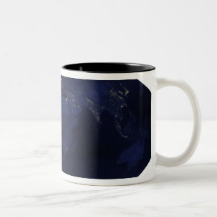EarthÃ¯Â ¿ Â ½ s menschlich-erzeugte Zweifarbige Tasse