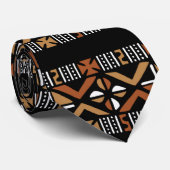 Earthtone Mud Cloud Design auf Black Neck Tie Krawatte (Gerollt)
