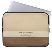 Earthy braune mit Monogramm Business and project Laptopschutzhülle (Vorderseite)