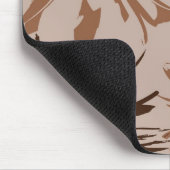 Earthy Brown Gerbera Blume Mousepad (Ecke)