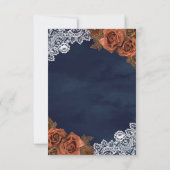 Earthy Dusty Terracotta Rose Navy Blue Wedding RSVP Karte (Rückseite)