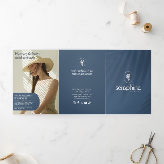 Earthy Elegance Logo Beauty, Spa Blue Brochure Dreifach Gefaltete Karte (Außenbereich)