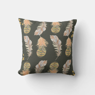 Earthy Feather Pattern Throw Pillow Kissen