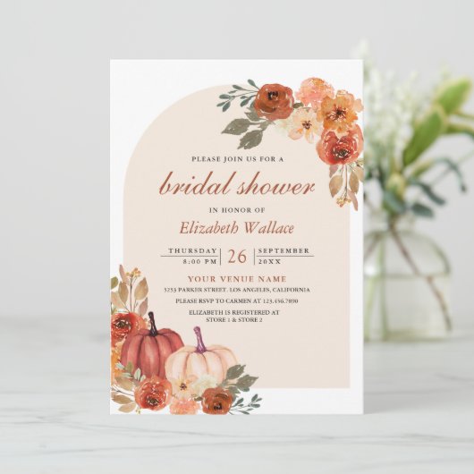 Earthy Floral Terracotta Pumpkin Brautparty Einladung (Stehend Vorderseite)