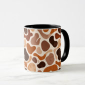 Earthy Fluid Shapes Mug – Minimal Abstract Style Tasse (VorderseiteRechts)