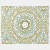 Earthy Mandala in Green, Gold, and Soft Blue Fleecedecke (Vorderseite (Horizontal))