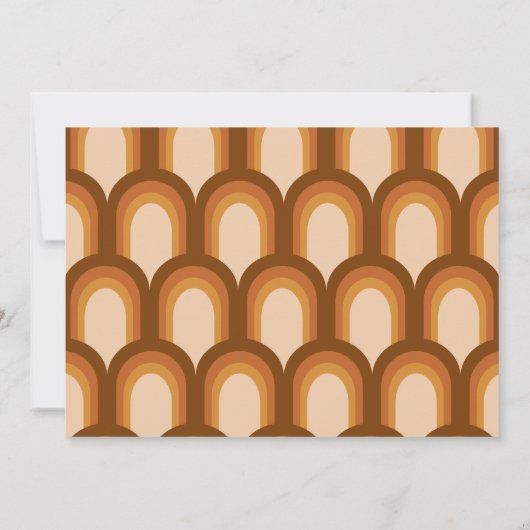 Earthy Retro 70er Geometric Groovy Hochzeit im Her Save The Date (Rückseite)