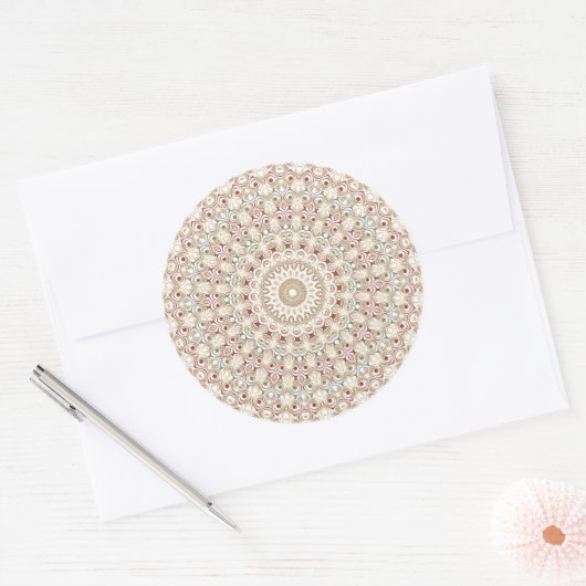 Earthy Taupe and Rust Mandala Pattern Runder Aufkleber (Umschlag)