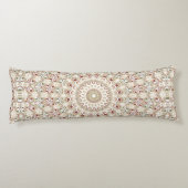 Earthy Taupe and Rust Mandala Pattern Seitenschläferkissen (Rückseite)