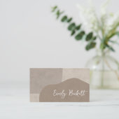 Earthy Textured Abstrakt Modern Taupe Visitenkarte (Stehend Vorderseite)